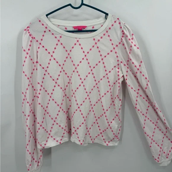 White Long Sleeve Top with Pink Diamond Dot Pattern - Picture 3 of 10